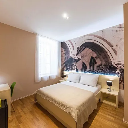 Pjaca Vendégház Split