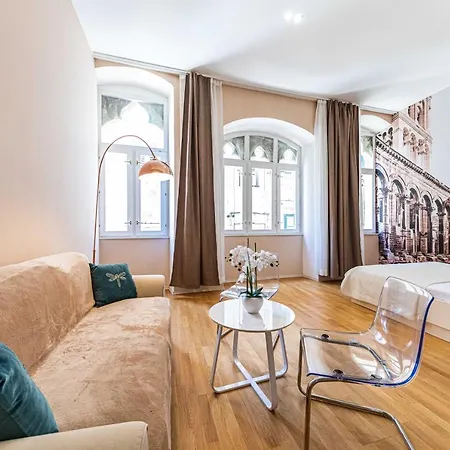 Guest house Pjaca 4*