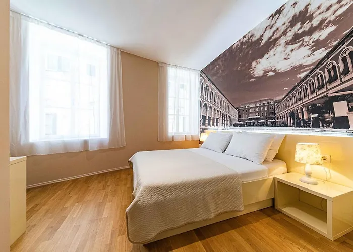 Pjaca Guest house 4*