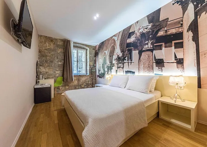 Pjaca Guest house 4*