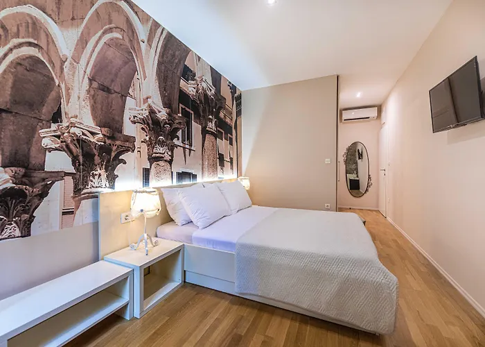 Pjaca Guest house 4*